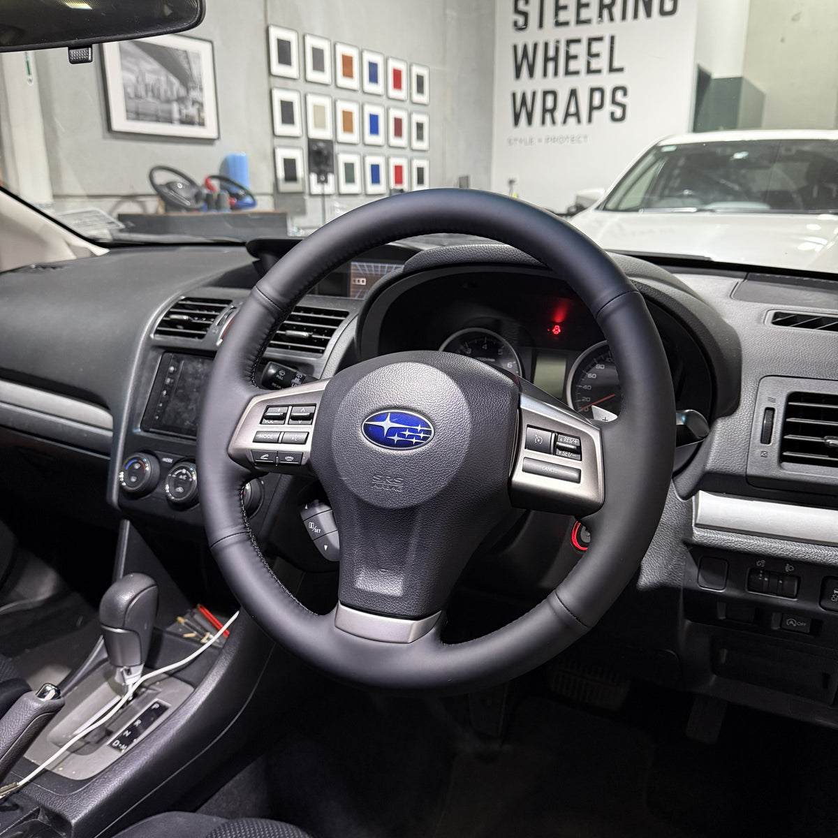 Subaru Impreza / XV (2012–2017) Steering Wheel Wrap – Black Leather, Black stitch